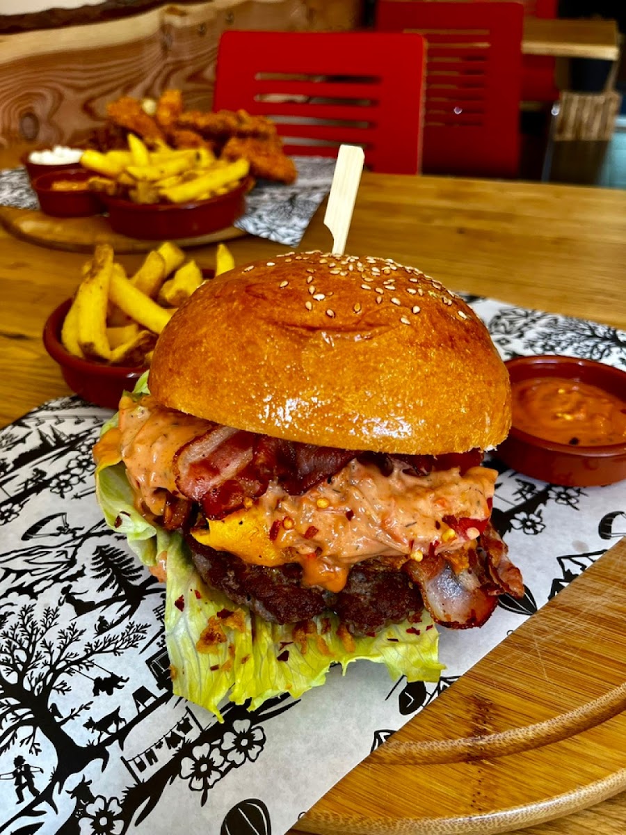 Bezo’S Burger& More Photos 9