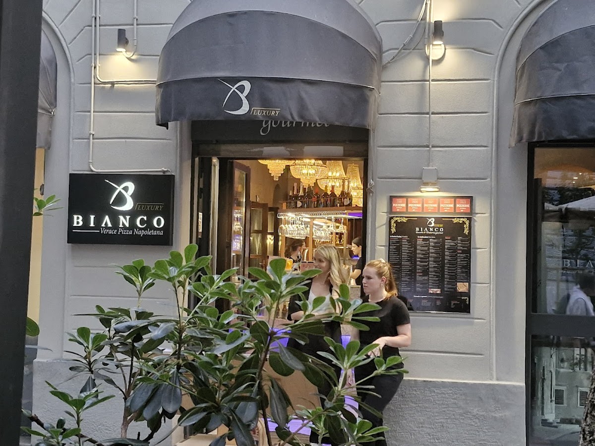 Bianco Luxury