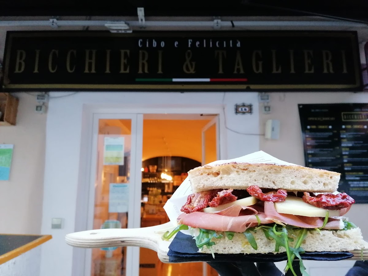 Bicchieri & Taglieri- Cucina Urbana-Opificio Birraio