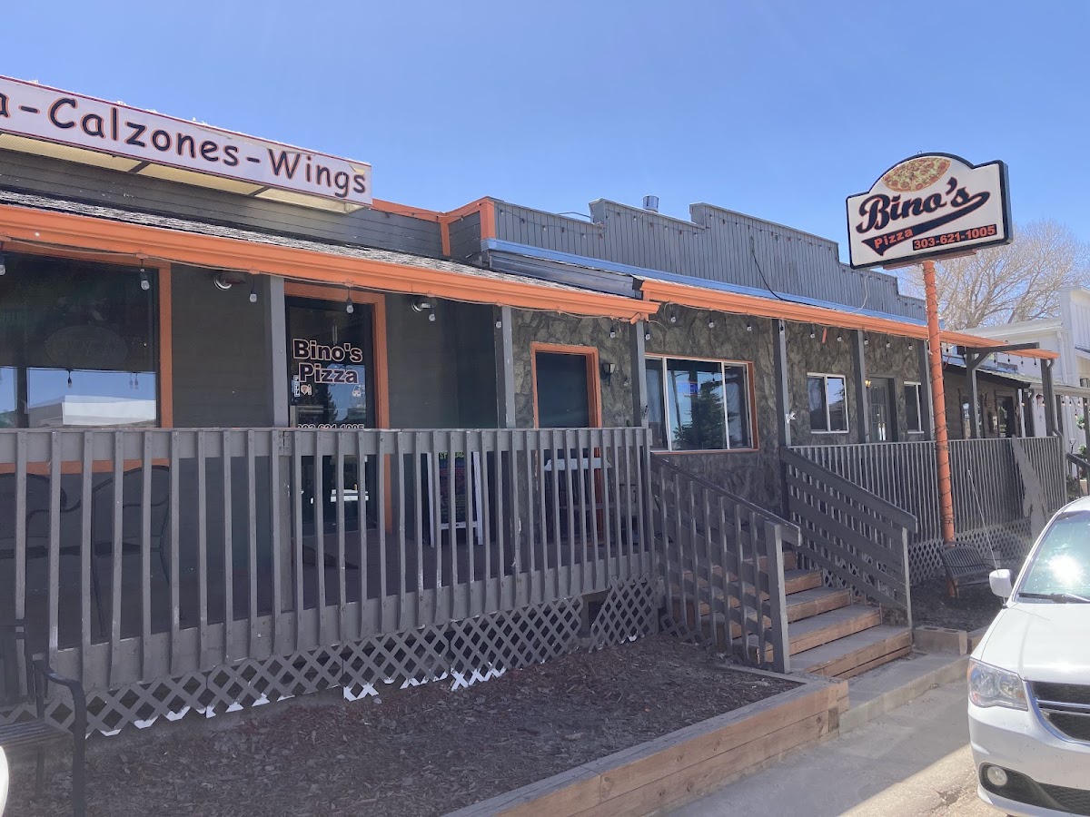 Bino's Pizza