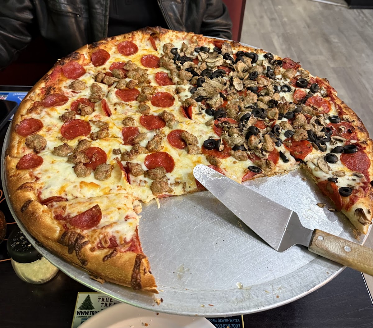 Bino's Pizza Photos 2