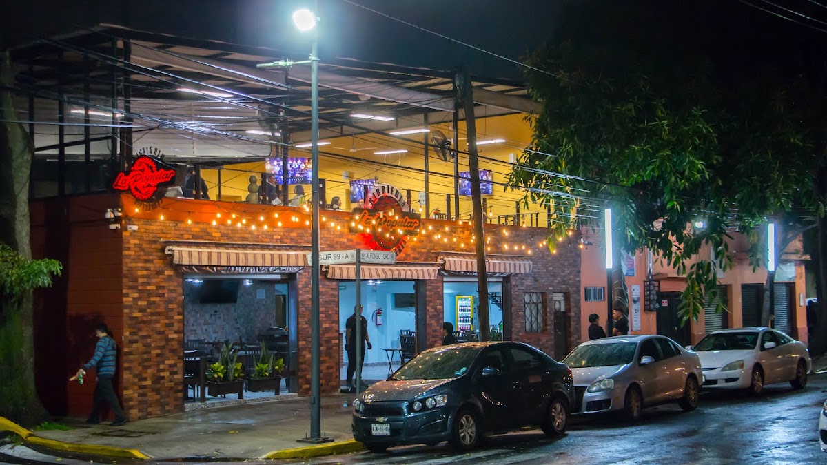 Birrieria Y Cervecería La Popular