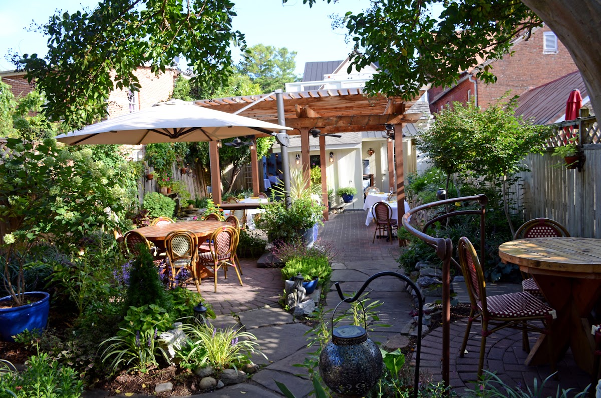 Bistro 112