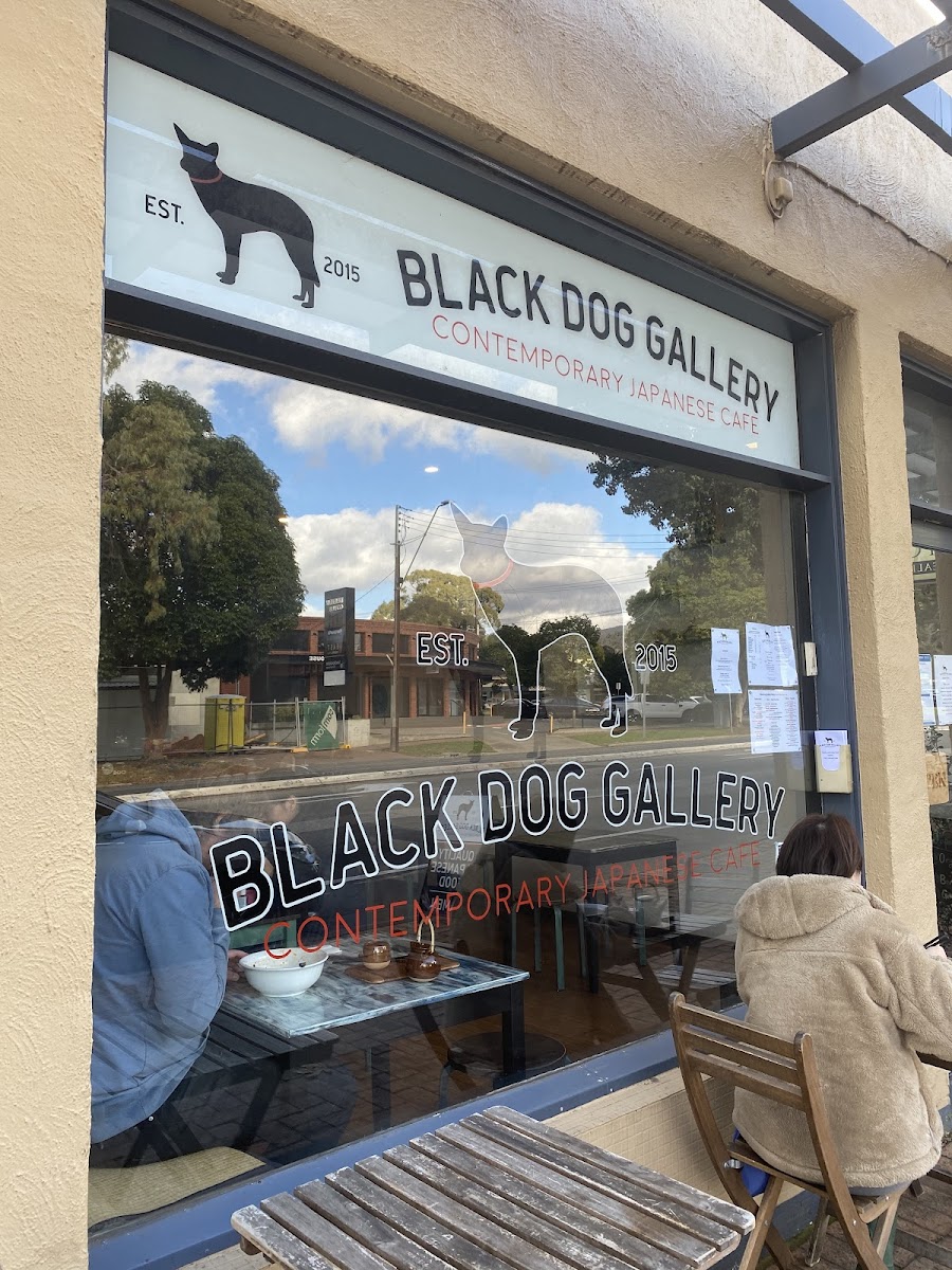Black Dog Gallery