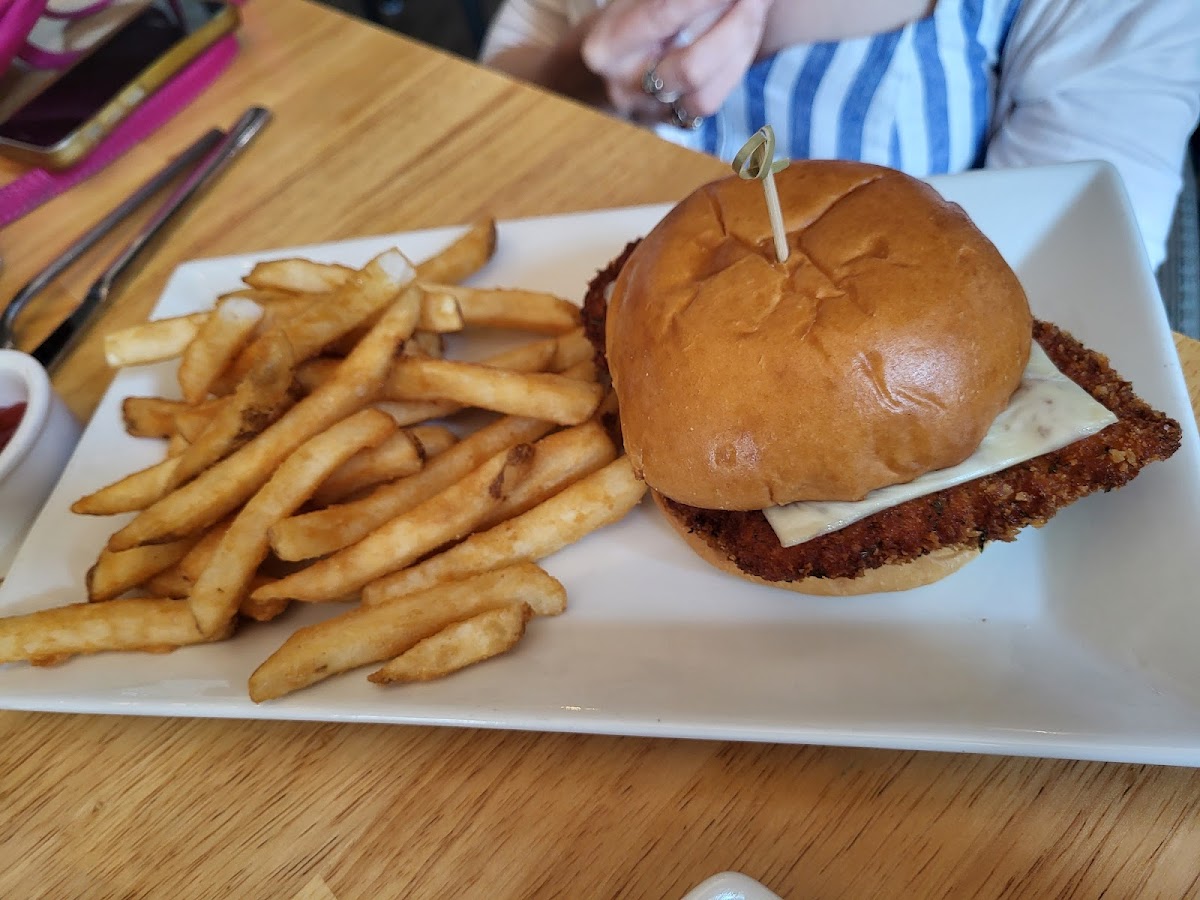 Black Lantern Tavern Photos 9