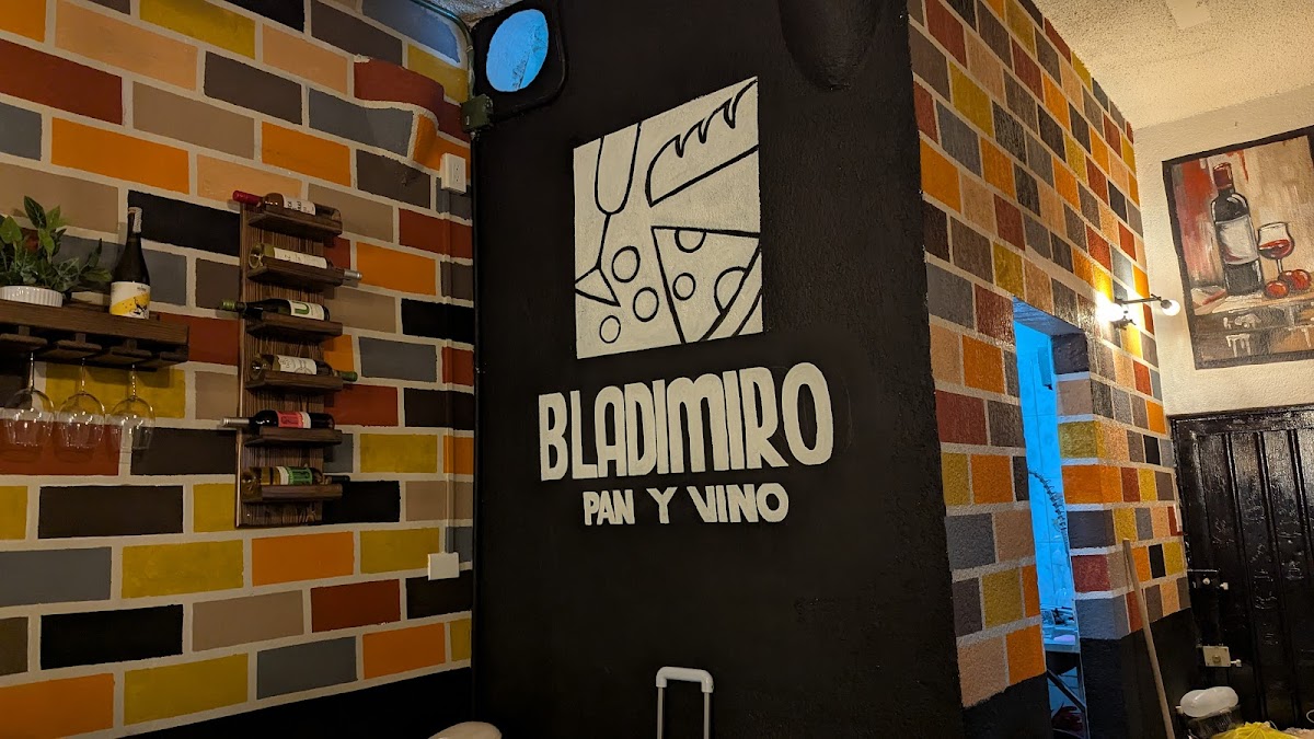 Bladimiro Pan Y Vino