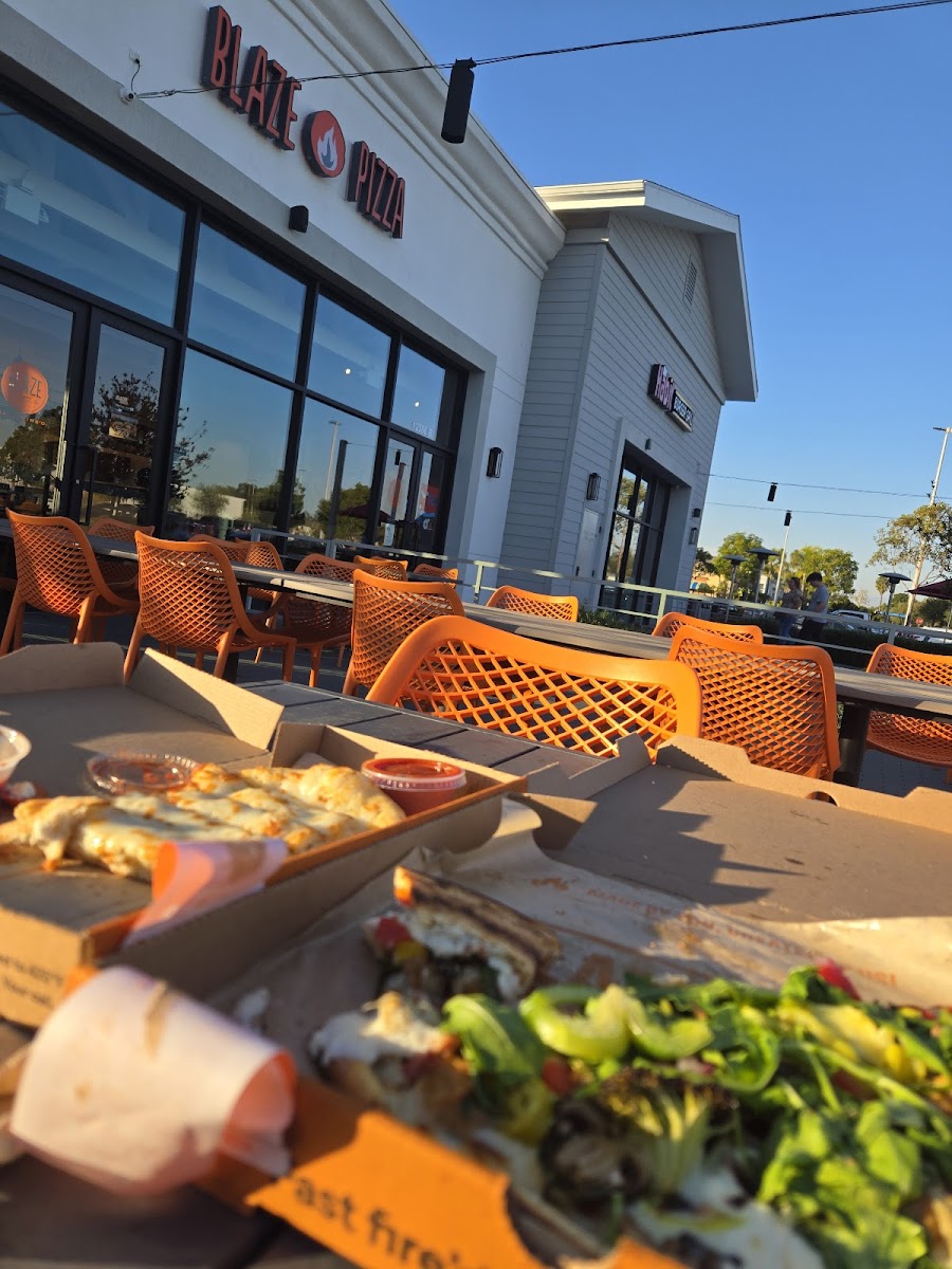 Blaze Pizza