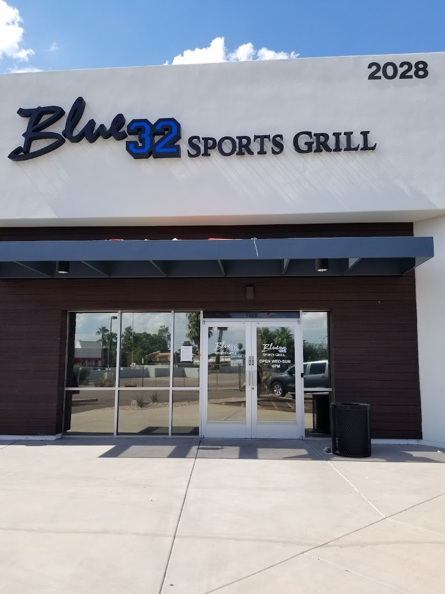 Blue 32 Sports Grill
