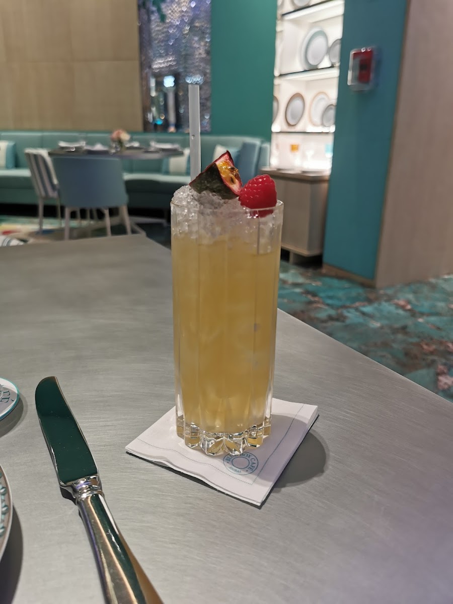 Blue Box Café Dubai Photos 9