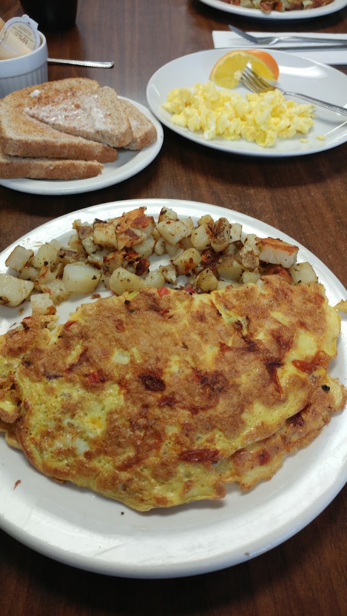 Bobbi's Diner Photos 9