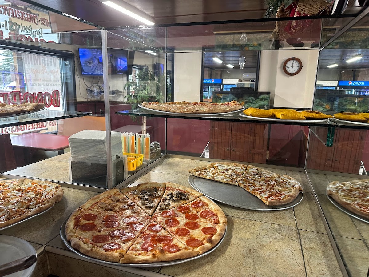 Bono Pizza Stroudsburg Photos 2