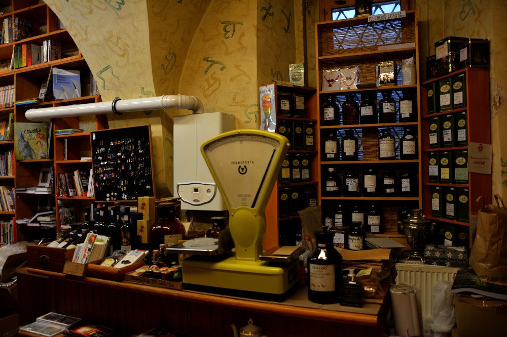 Bookshop & Tearoom Kuba & Pařízek
