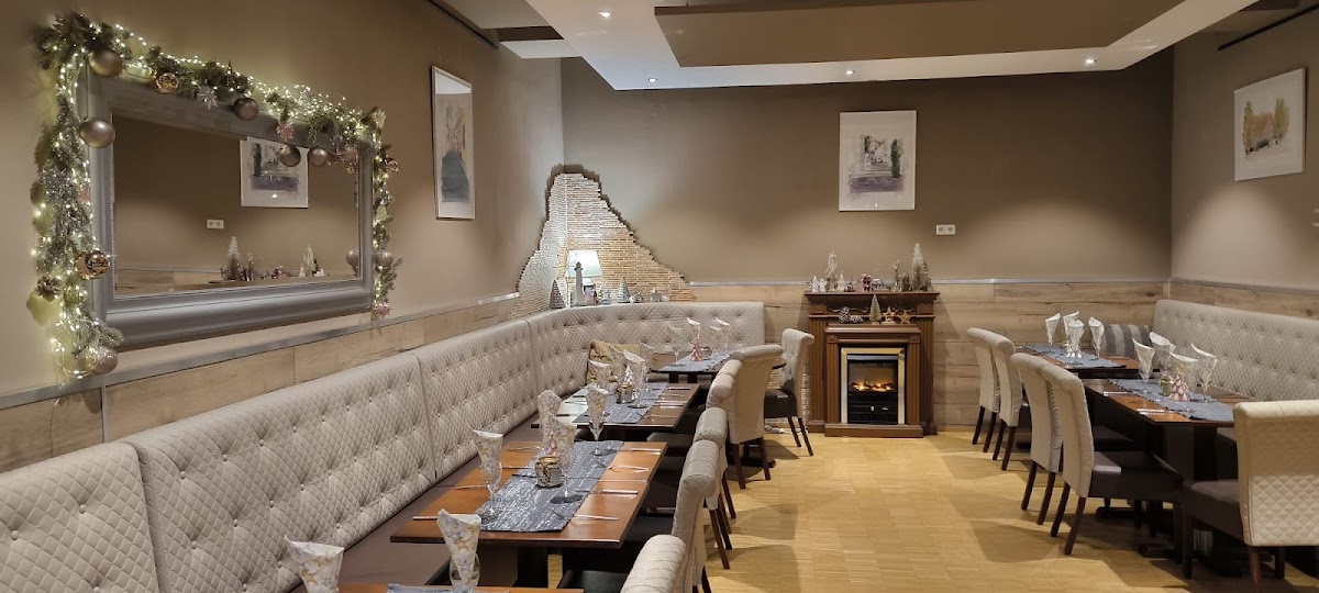 Borofsky's Restaurant Bar