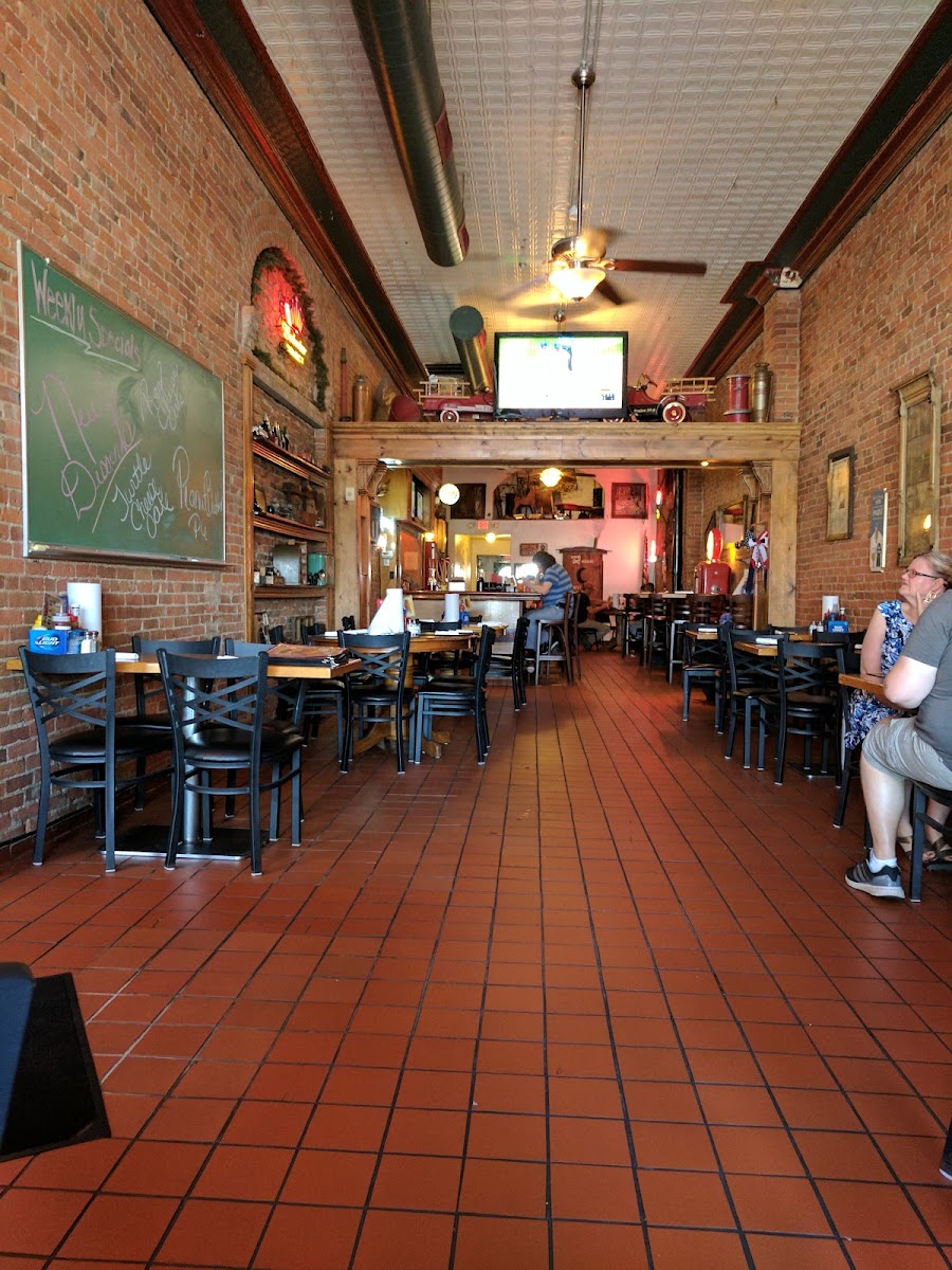 Brick House Barbeque Photos 2