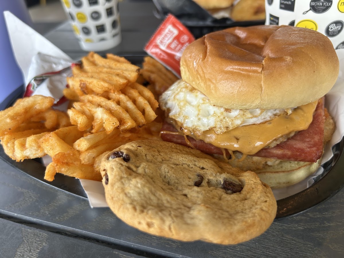 Bro'kin Yolk Express Photos 2
