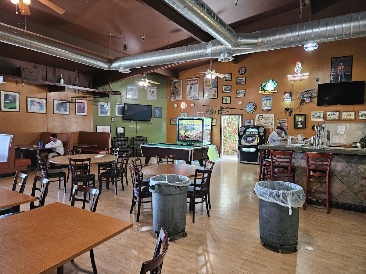 Bronco Billys Pizza Palace Photos 2