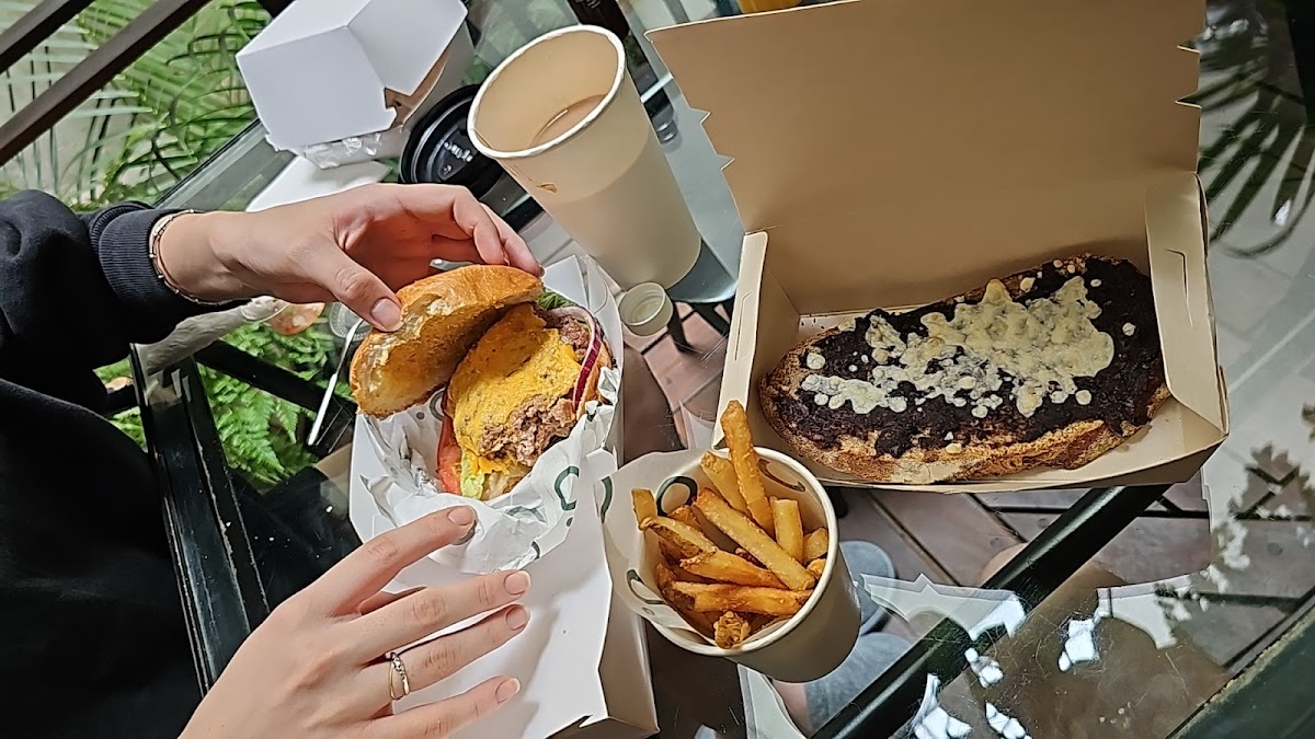 Brunch & Munch