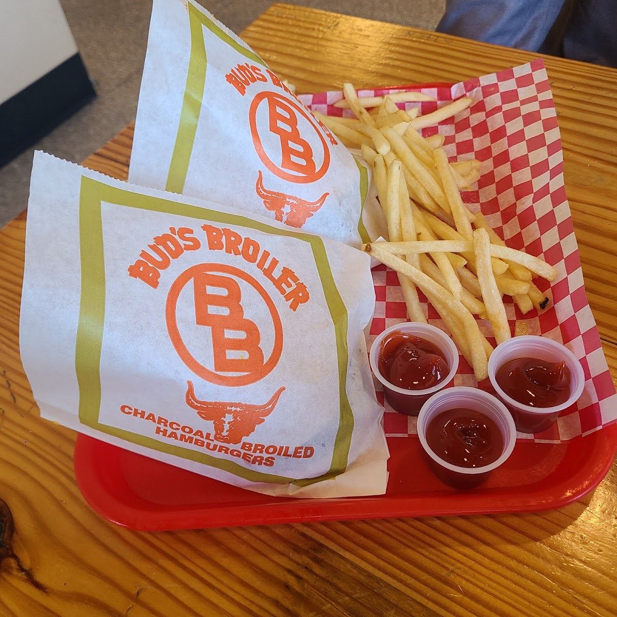 Bud's Broiler Photos 9