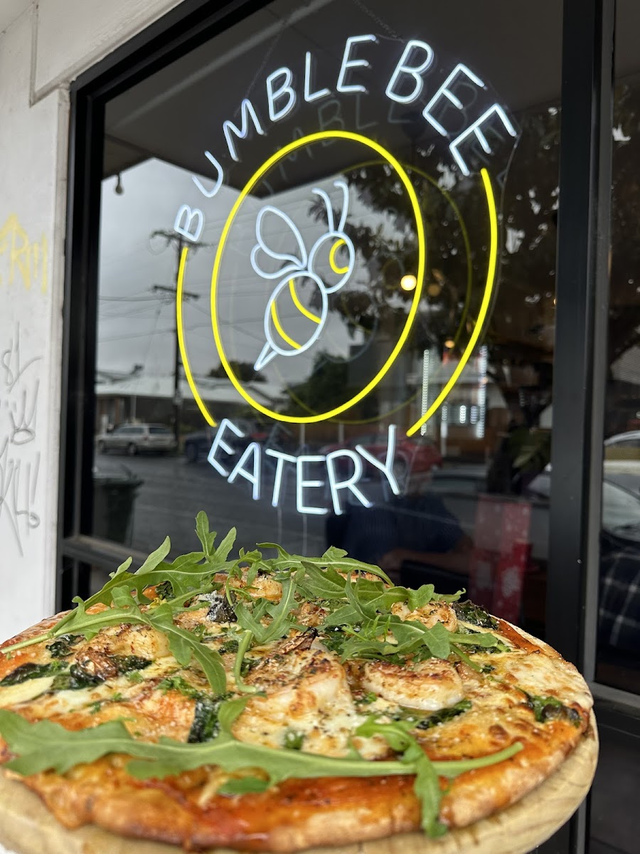 Bumble Bee Eatery Photos 2