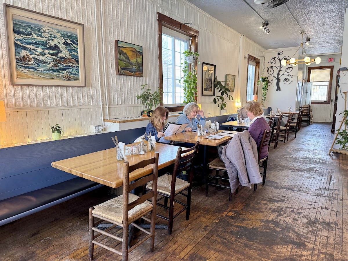 Bumblebee Bistro Photos 2