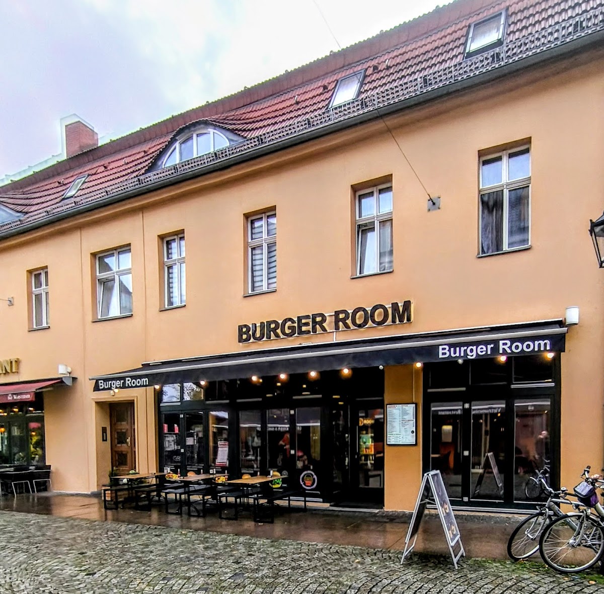 Burger Room
