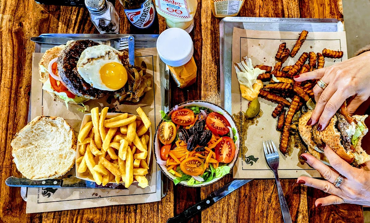 Burger Saloon Photos 2