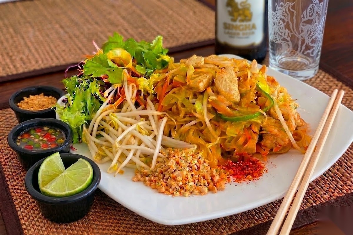 Ca Na Hathai - Thai Sant Jordi Photos 2