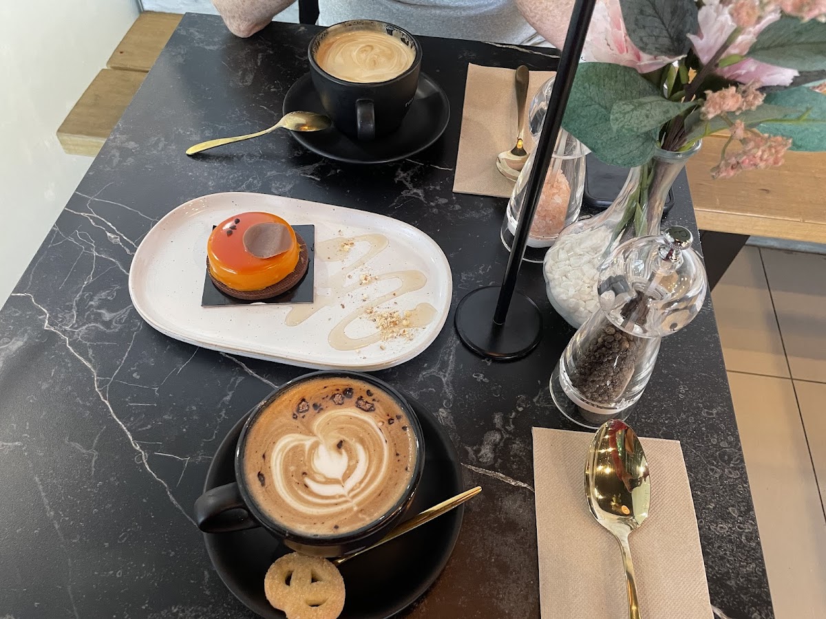 Cafe 4Se7En Photos 9