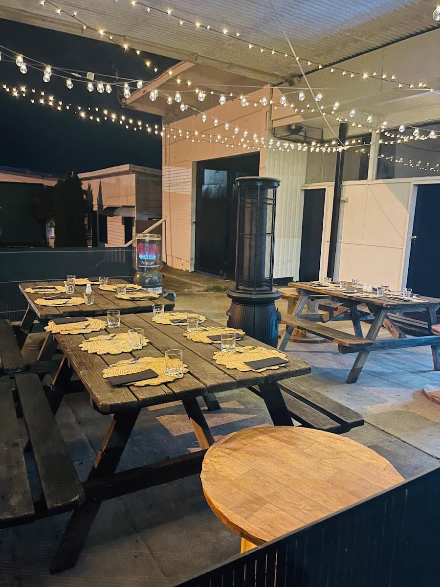 Cafe And Ceylon Cuisine
