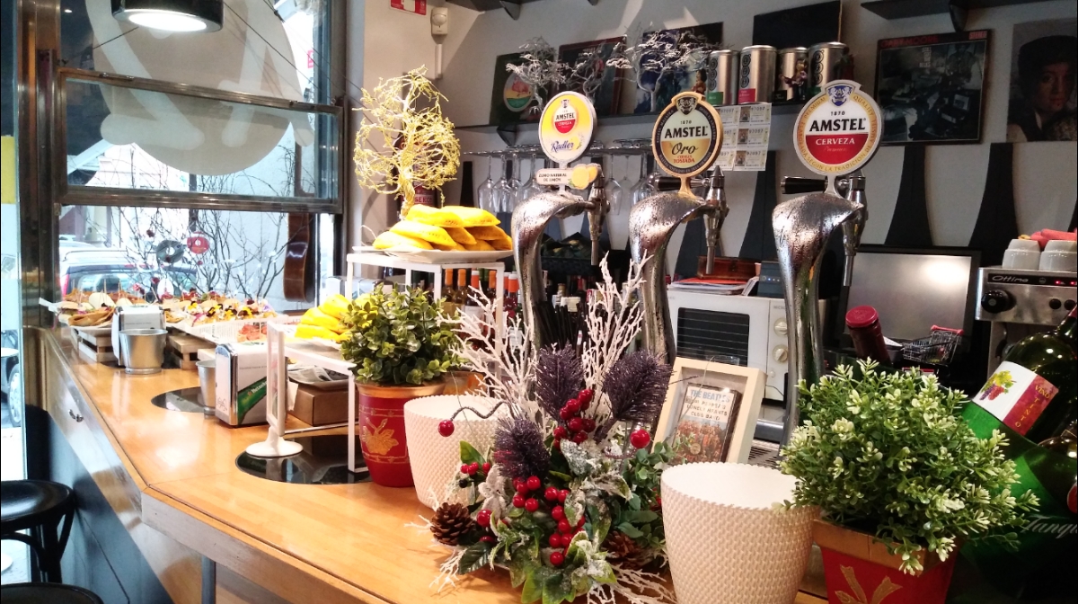 Cafe Bar A2