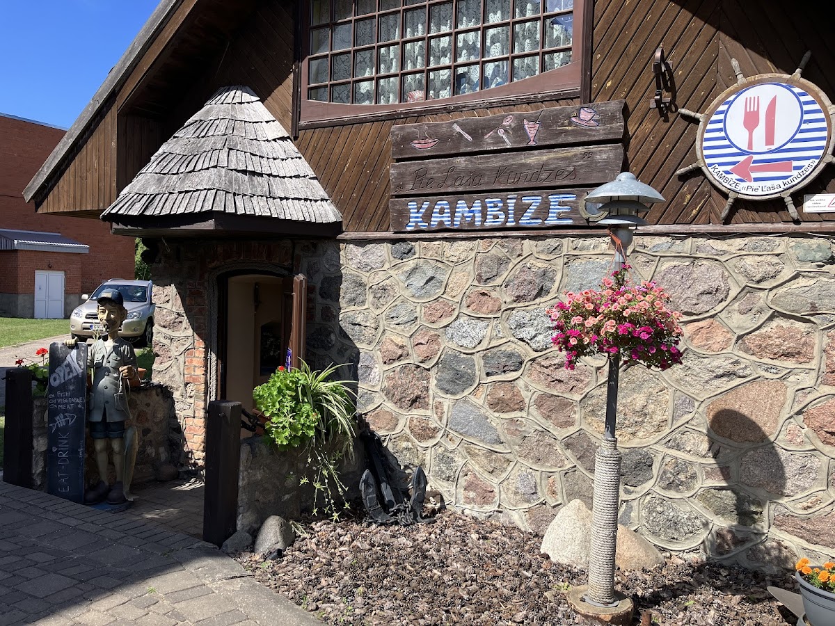Cafe Cambuse | Kambīze Pie Laša Kundzes