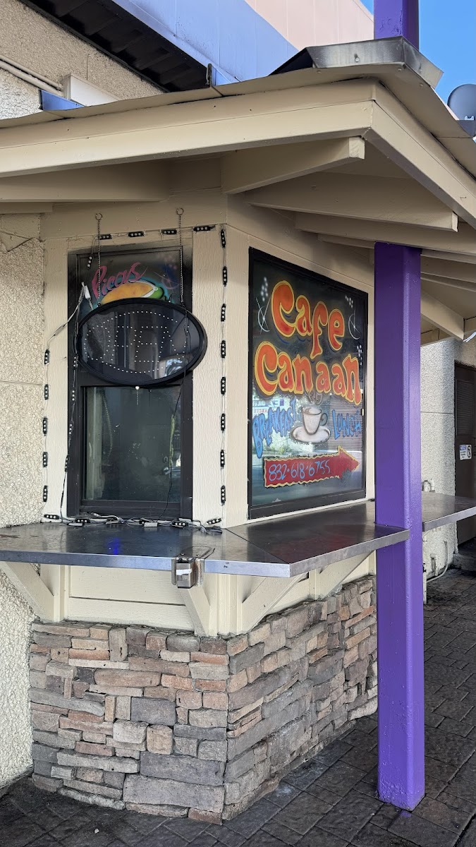 Cafe Canaan