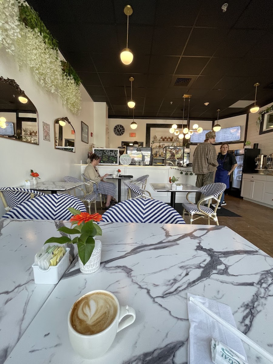 Cafe De Fleur Photos 9