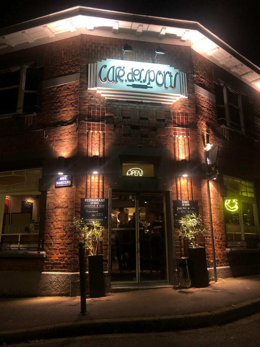 Café Des Sports Photos 2