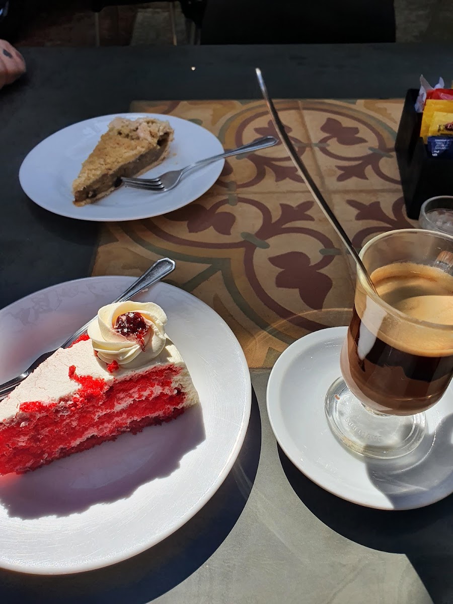 Café Galeria Photos 9