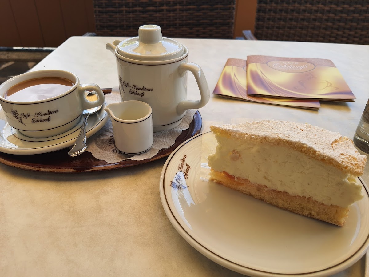 Café-Konditorei Edelweiß Photos 9