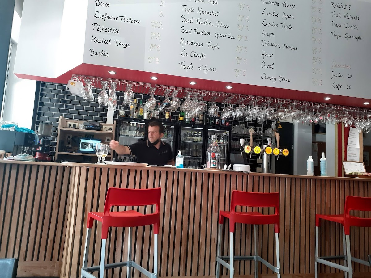 Café Le Cardinal