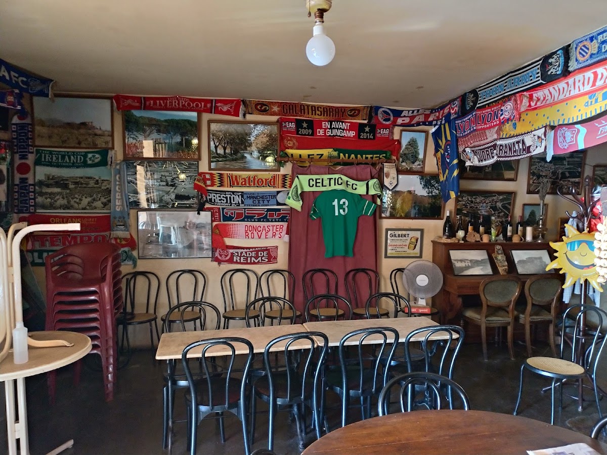 Café Le Troubadour