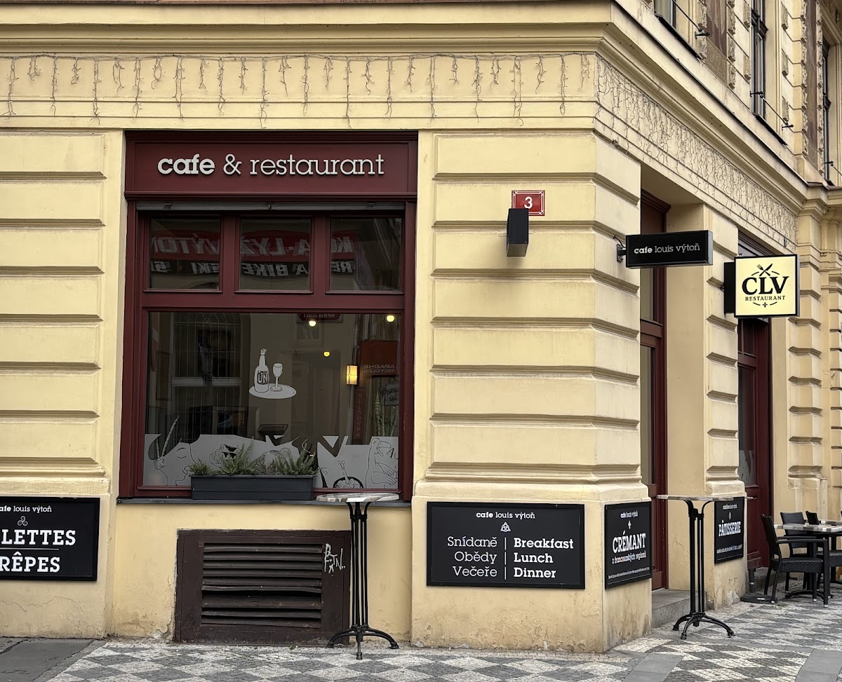 Cafe Louis Výtoň & Restaurant