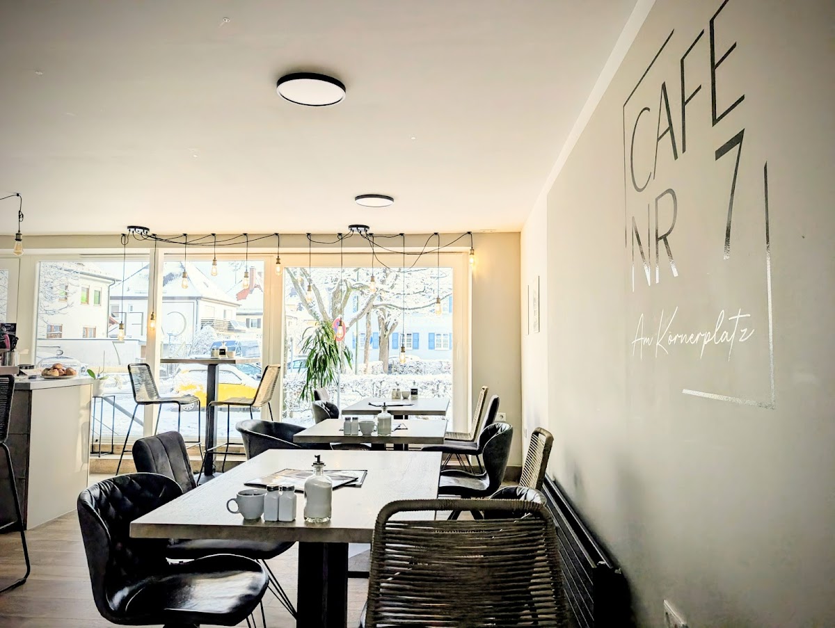Cafe Nr 7
