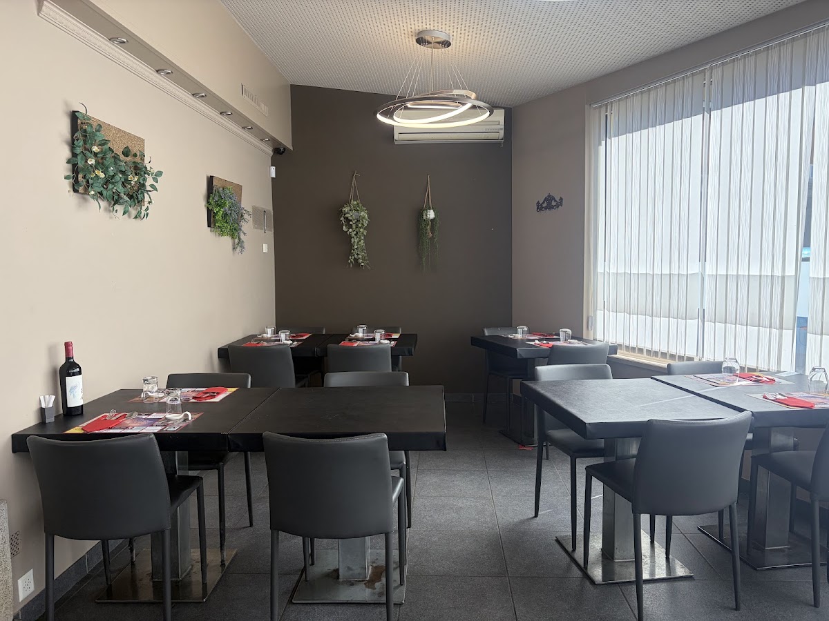 Café-Restaurant Le Central Gangnam