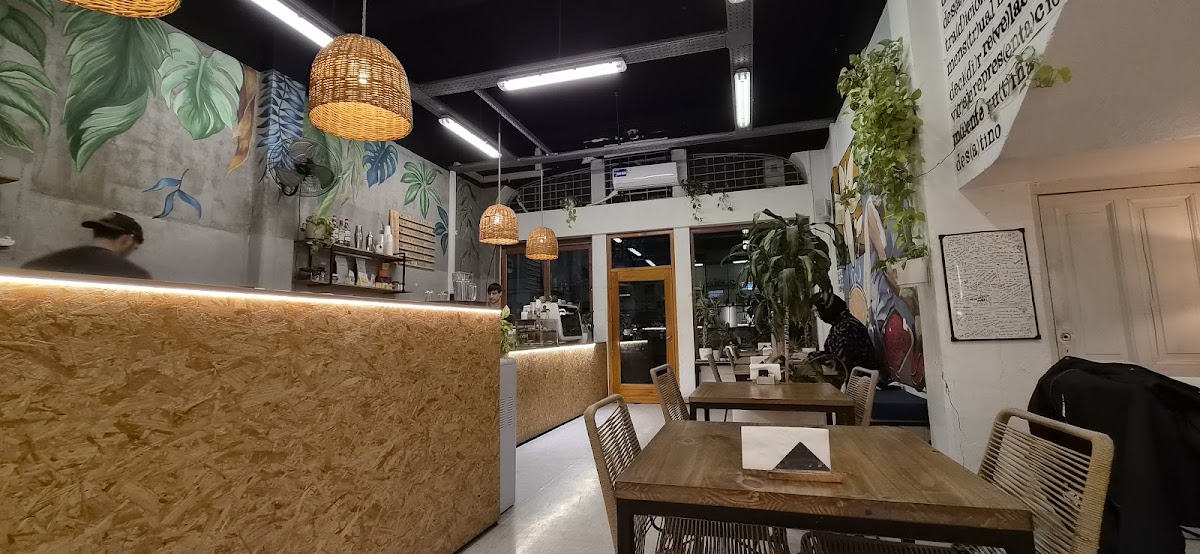 Café Villa Crespo Photos 2