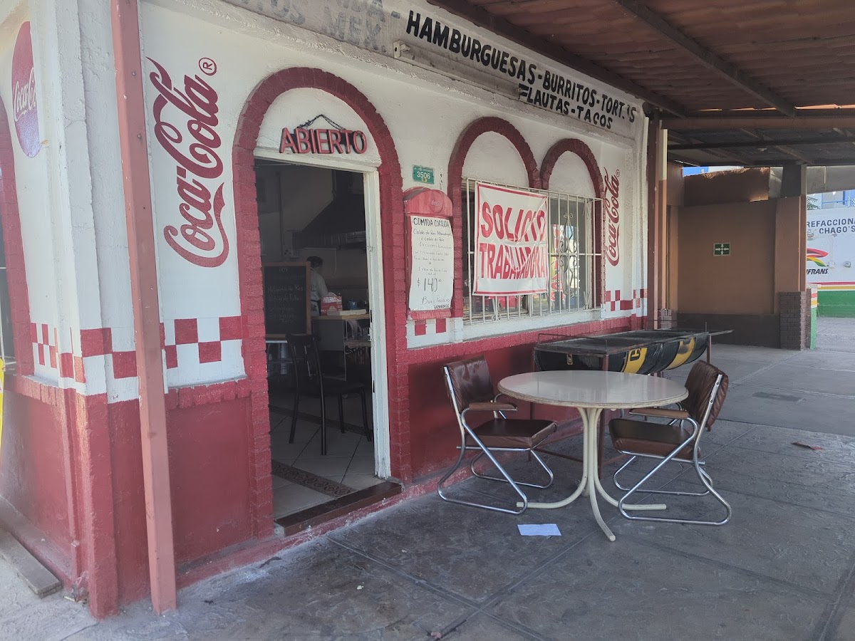 Cafeteria Los Arquitos