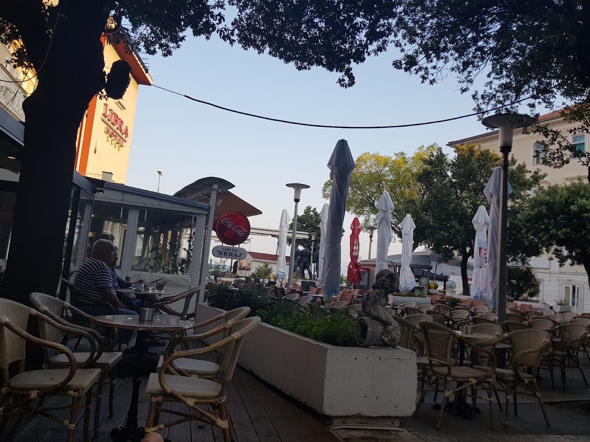 Caffe Bar Križ