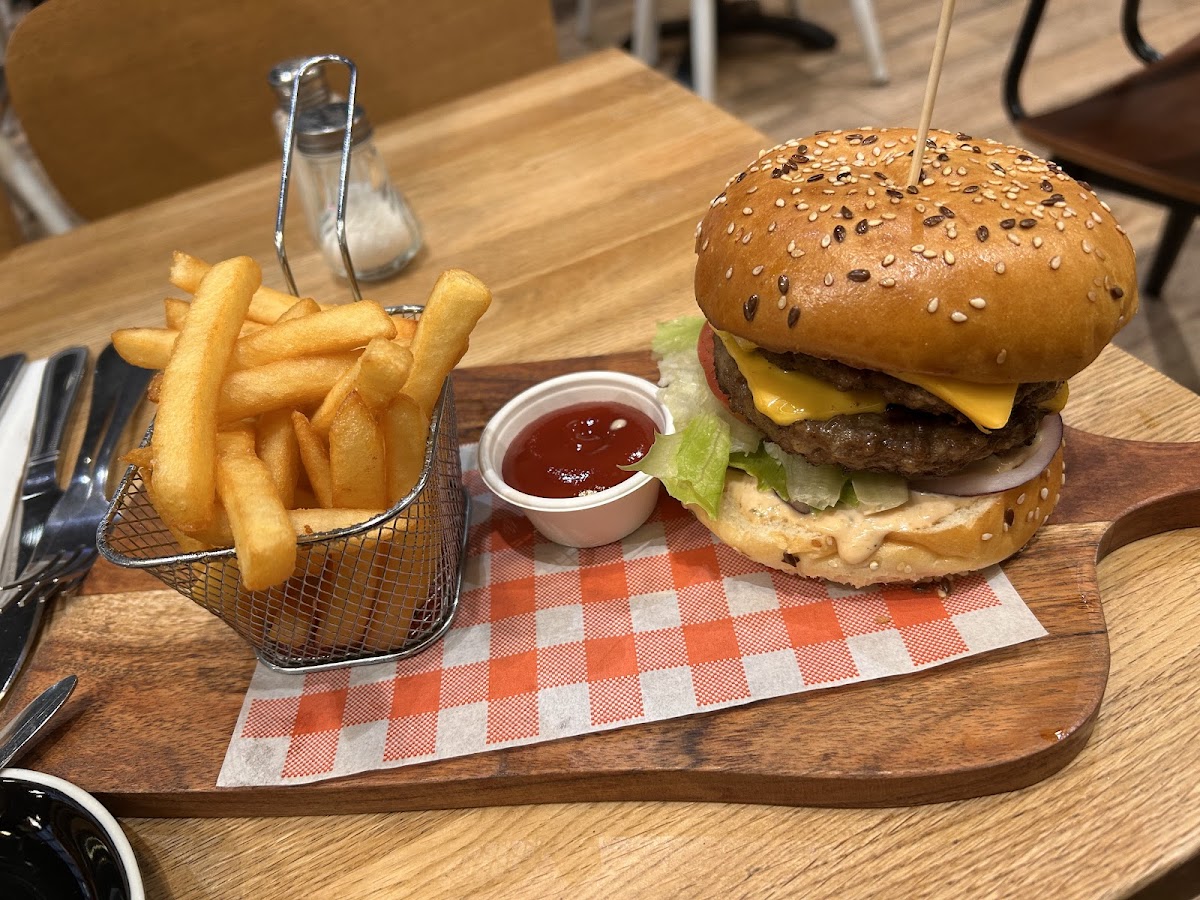 Caffe Cherry Beans - Broadmeadows Photos 2