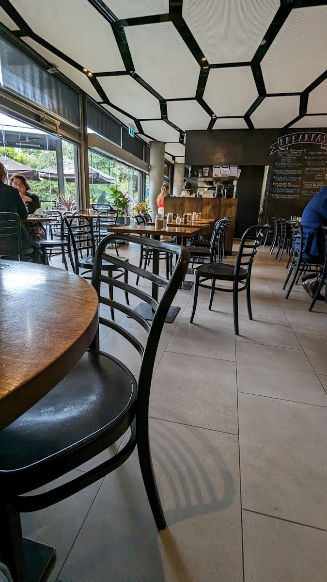 Caffe Esc Photos 2
