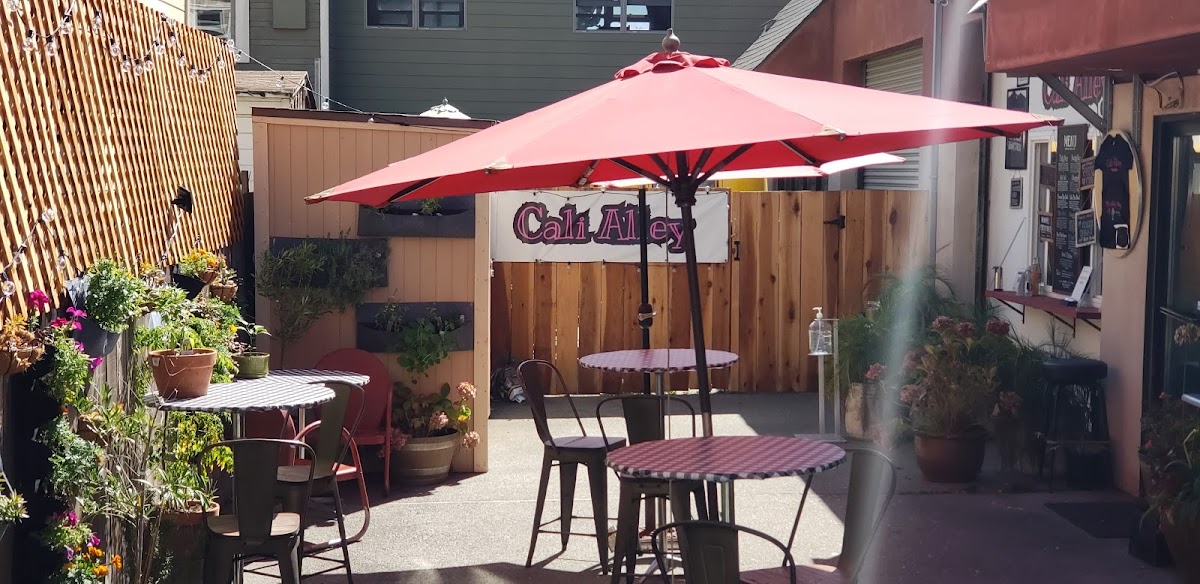 Cali Alley