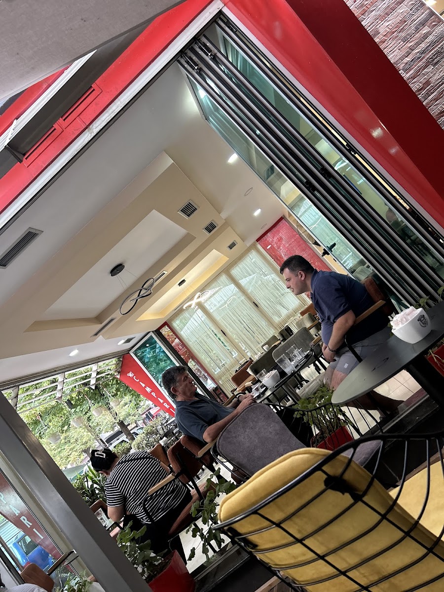Campari Snack Bar