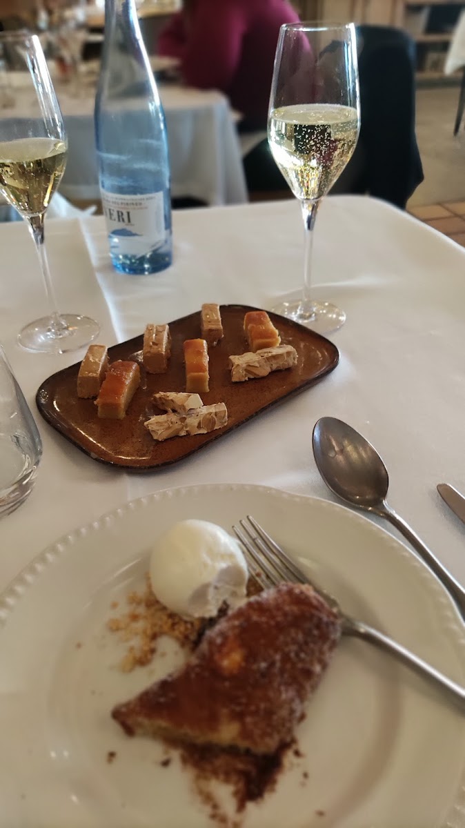 Can Solà Restaurant Photos 9