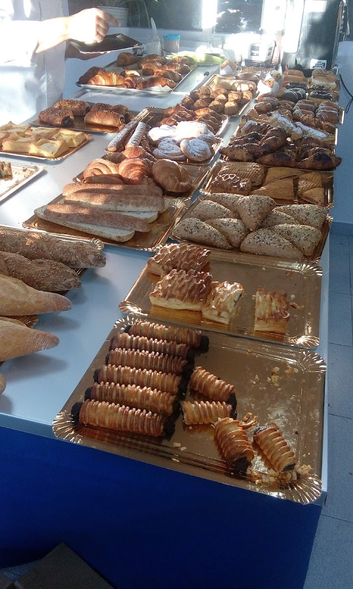 Canela Pastelería Cafetería